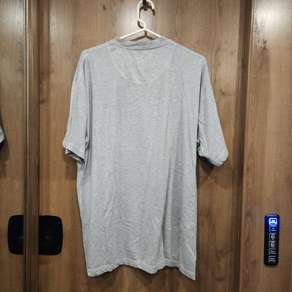 Roundtree & Yorke Men's Short-Sleeve Henley Shirt in Heather Grey | Large - Picture 2 of 4